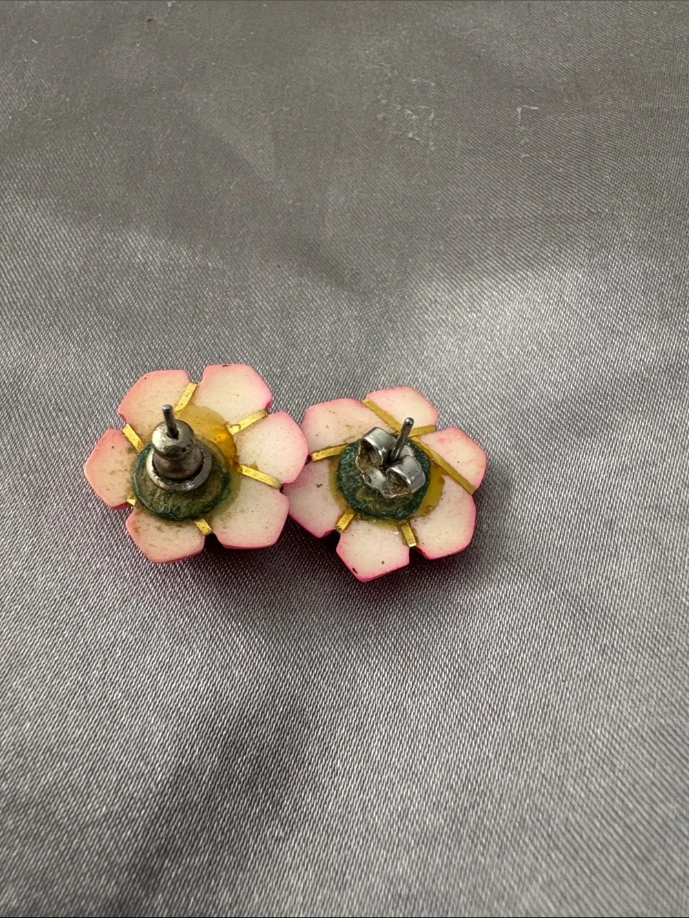 Pink Flower Plastic and Gold Tone Earrings